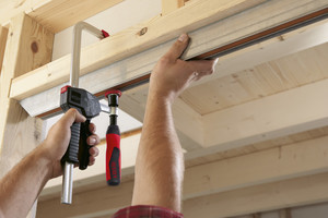 BESSEY_EHZ-2K/EHZ-2K_work_man_wood_1