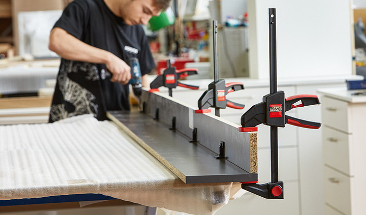 EZXL90-9  Jednoručne stege