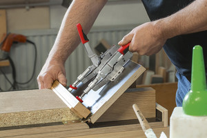 BESSEY_STC-IHH/STC-IHH25_work_man_wood