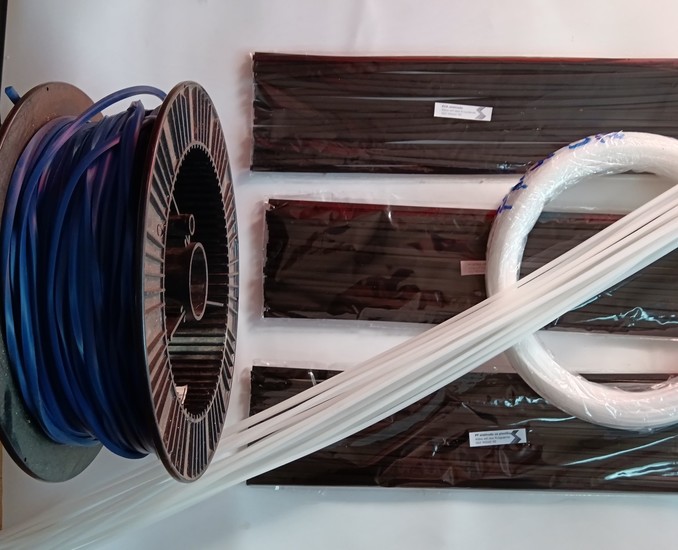 ELEKTRODA ZA ZAVARIVANJE PLASTIKE PBT