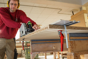 LAGANE_STEGE/GTRH_work_man_wood