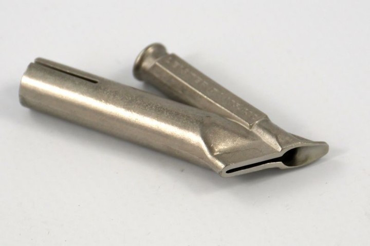 105.432 LEISTER BRZA DIZNA ZA ZAVARIVANJE SA MALIM OTVOROM ZA VADUH FI 4mm