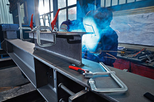 STEGE_U_OBLIKA/GU-H_work_man_steel