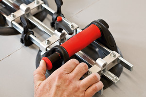 STEGE_ZA_SASTAVE/PS130_work_man_detail2_pump
